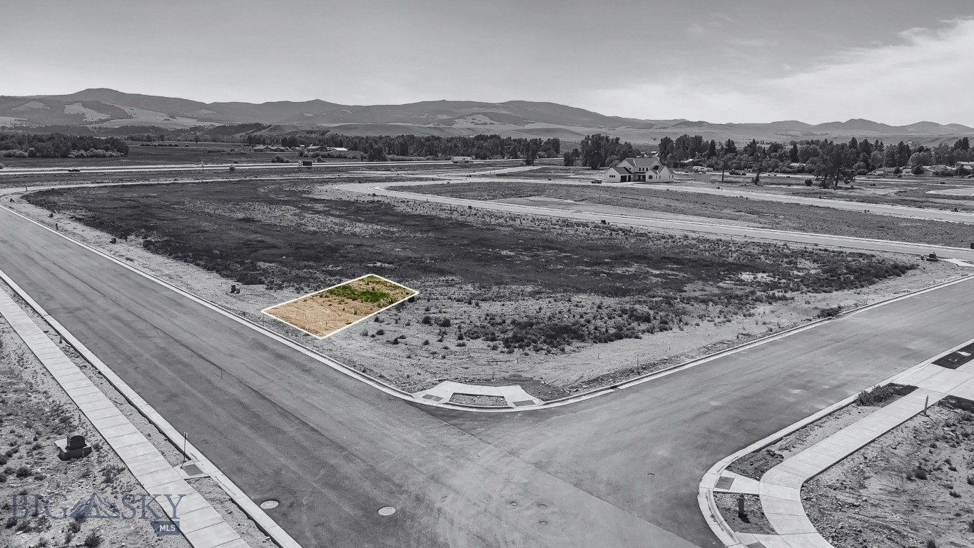 Beaumont Place Addition - Land