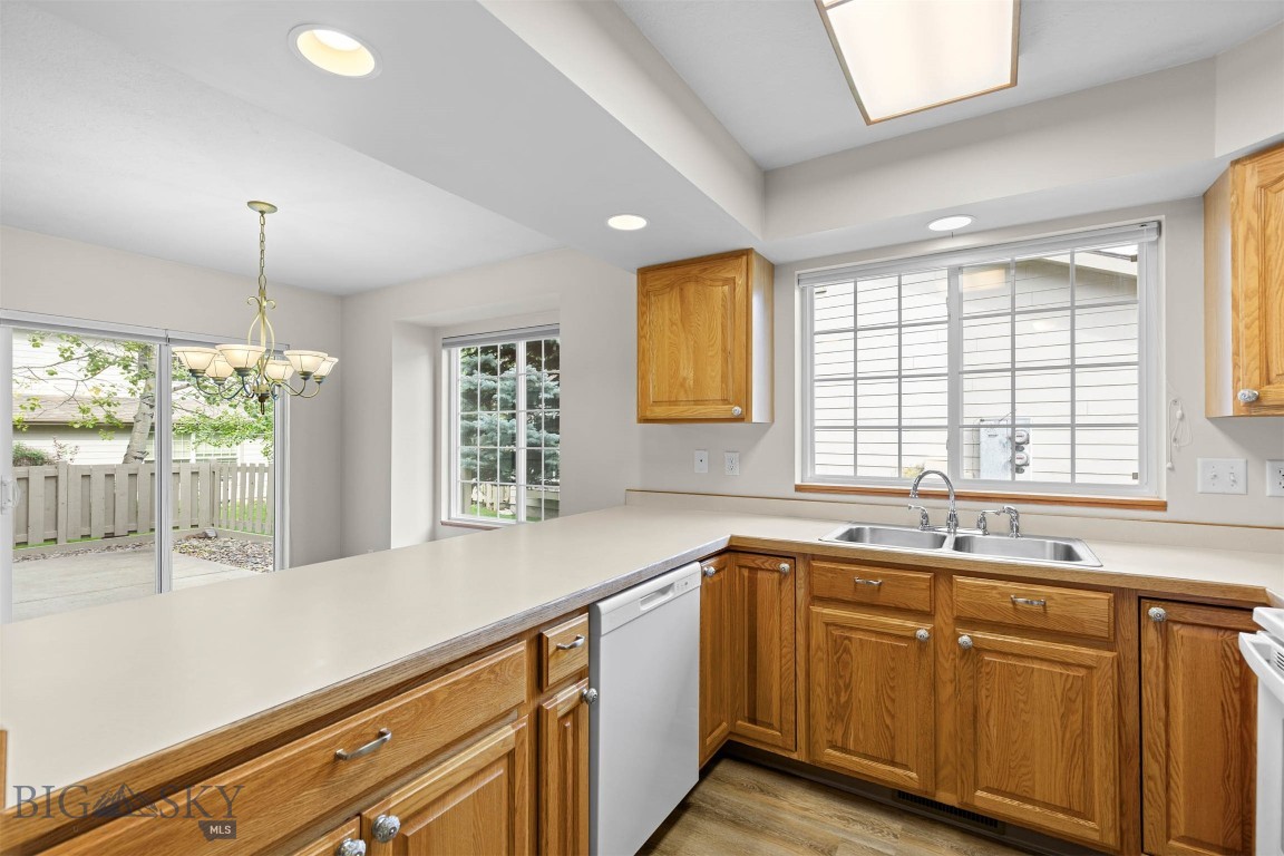 Aspen Plc Condo - Residential