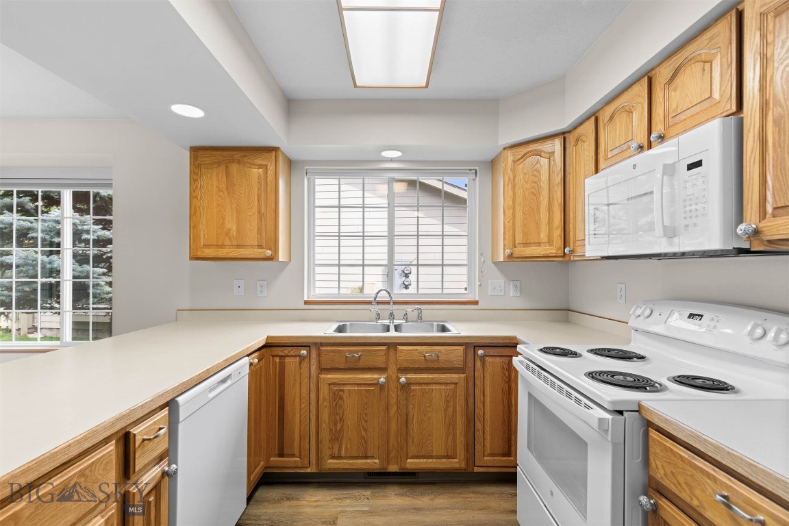 Aspen Plc Condo - Residential