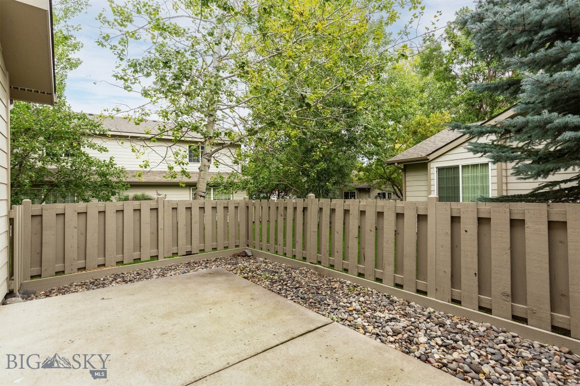 Aspen Plc Condo - Residential