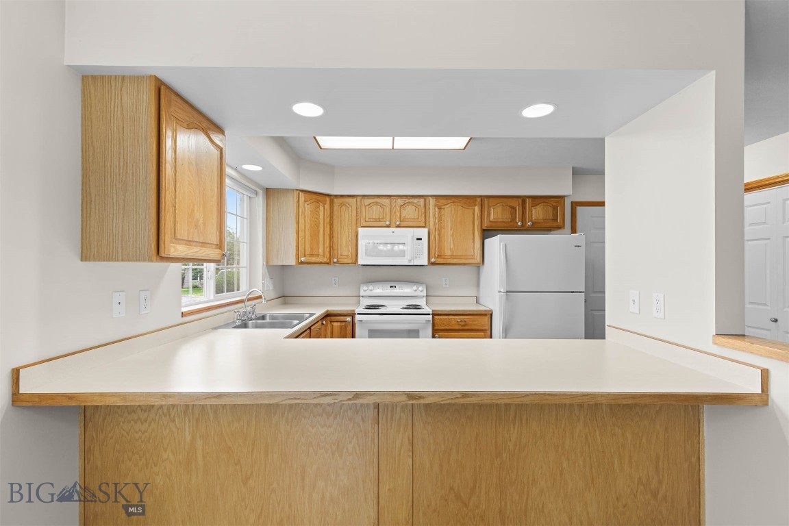 Aspen Plc Condo - Residential