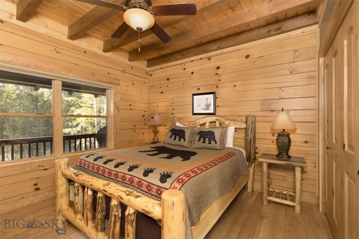 Lazy Acres - Residential