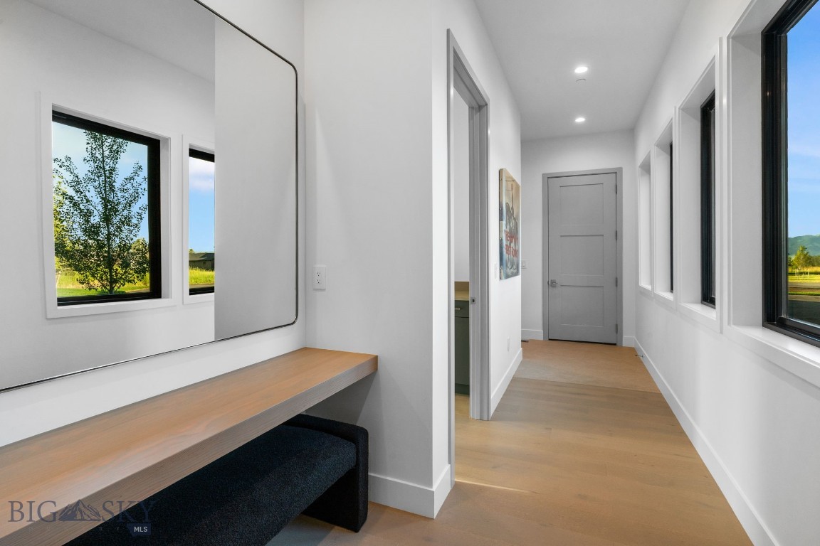 Home 40 - Residential