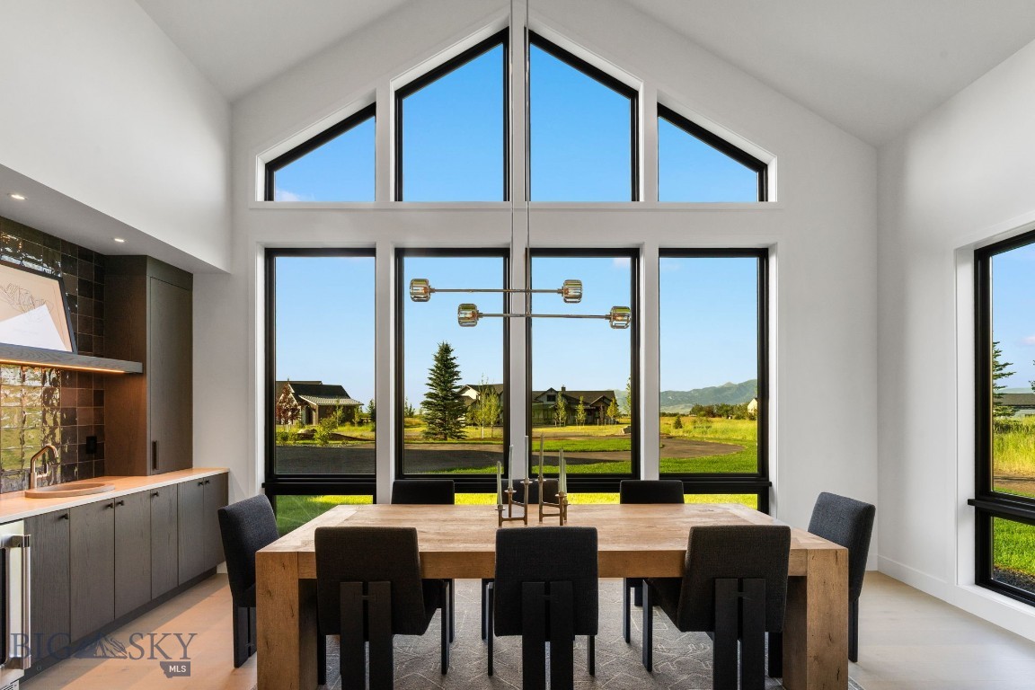 Home 40 - Residential
