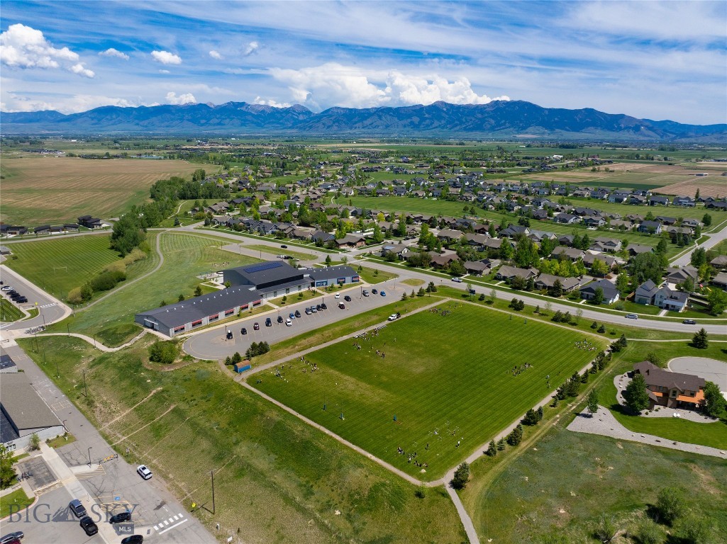 Middle Creek Parklands - Residential