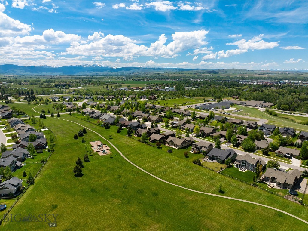Middle Creek Parklands - Residential