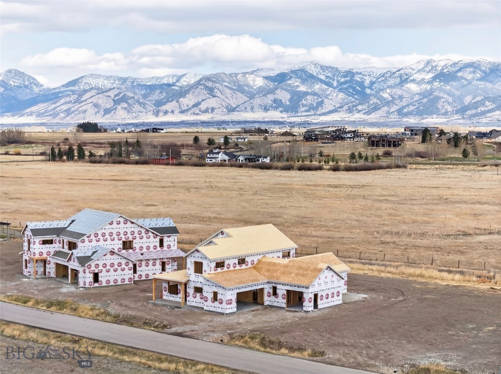 Creekside Meadows - Residential