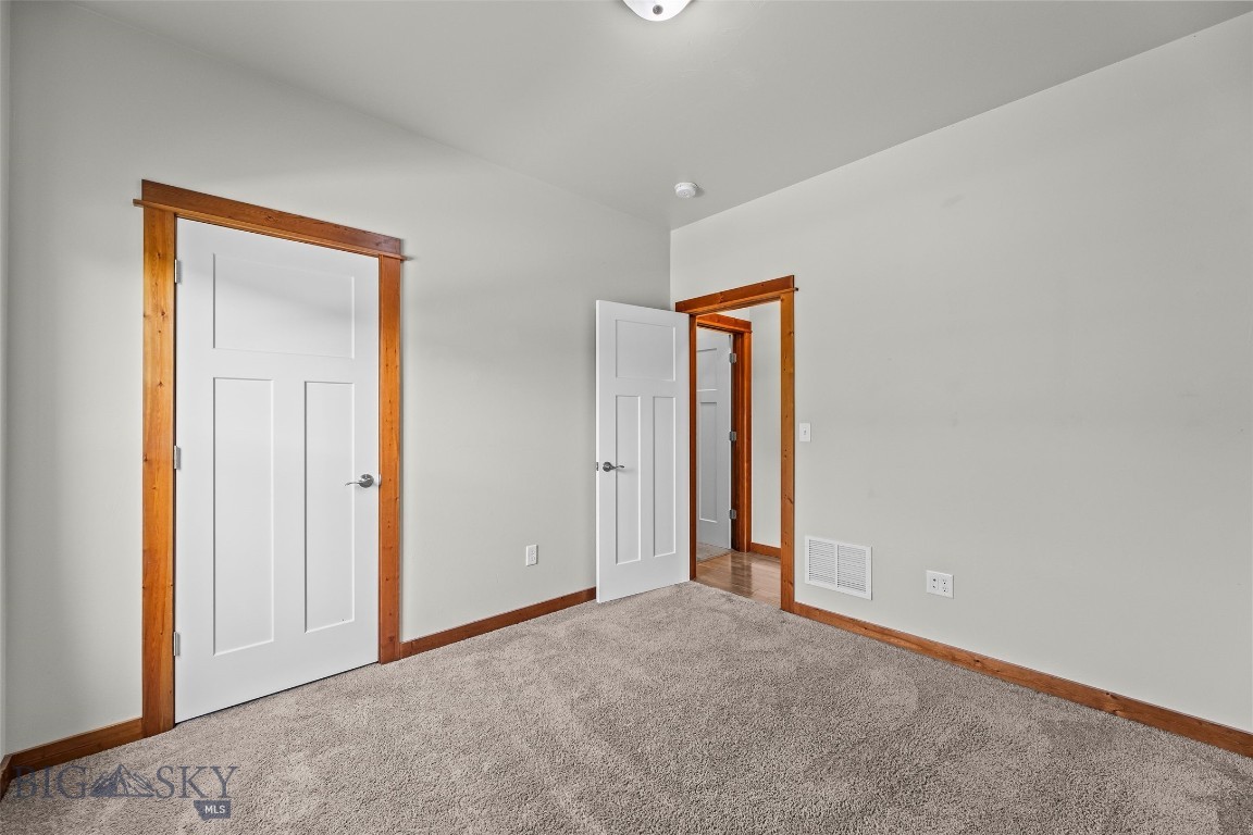 Oak Meadows - Residential