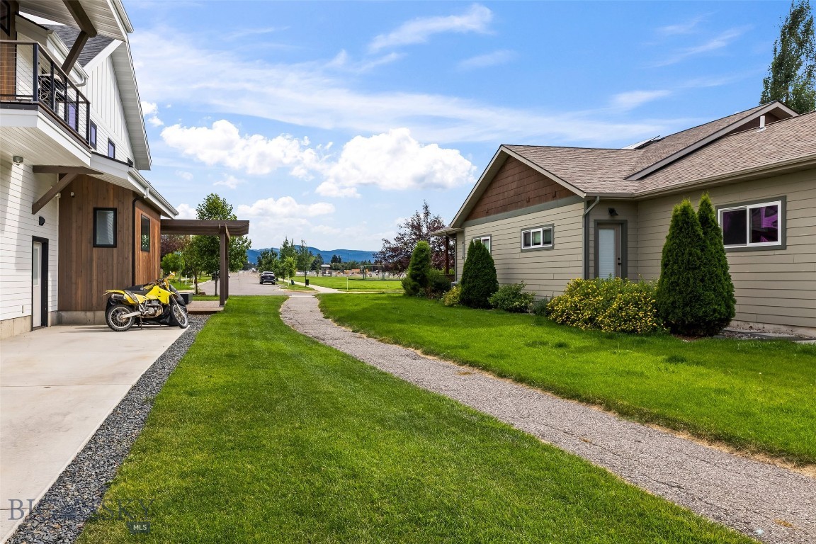 Oak Meadows - Residential