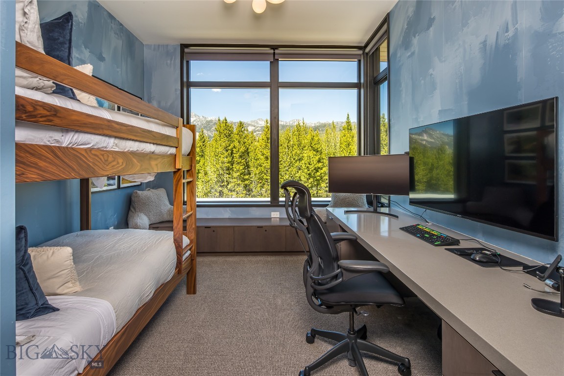 LakeLodge Residences - Residential