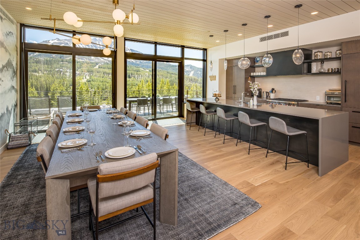 LakeLodge Residences - Residential