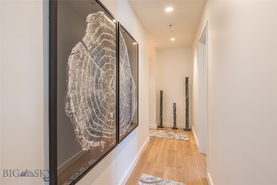 LakeLodge Residences - Residential