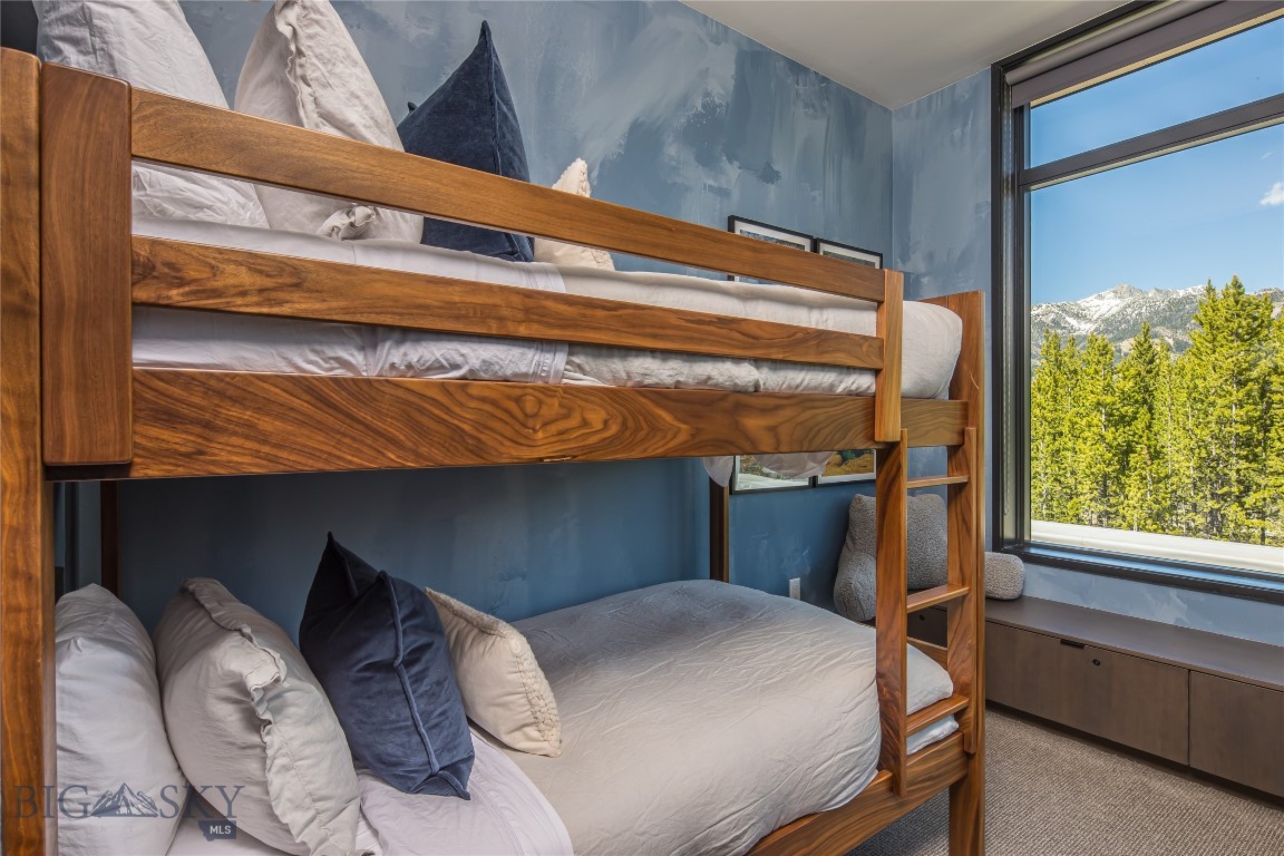 LakeLodge Residences - Residential