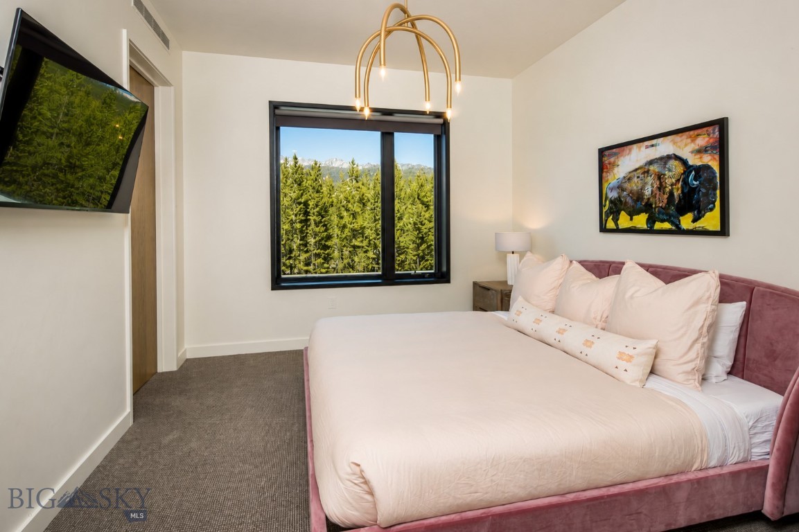 LakeLodge Residences - Residential