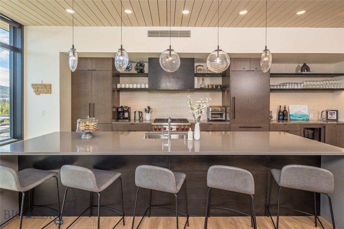 LakeLodge Residences - Residential
