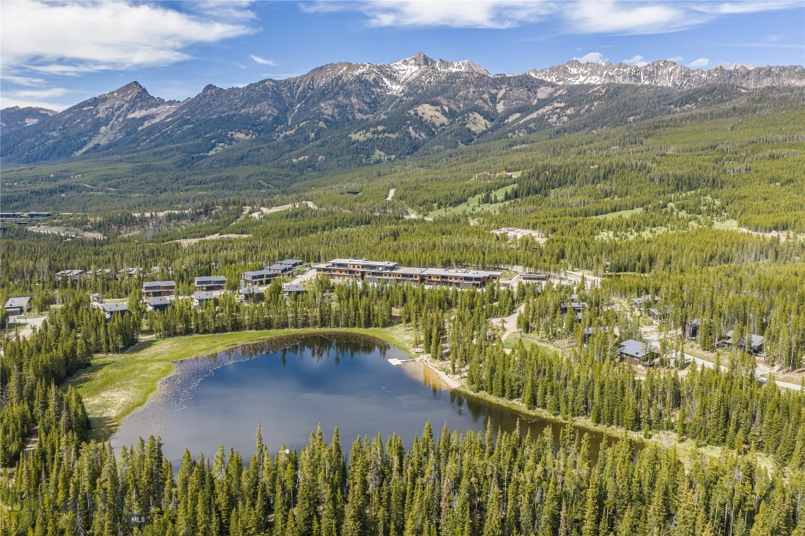 LakeLodge Residences - Residential