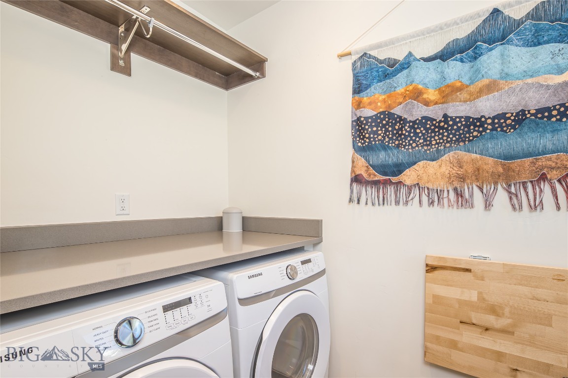 LakeLodge Residences - Residential