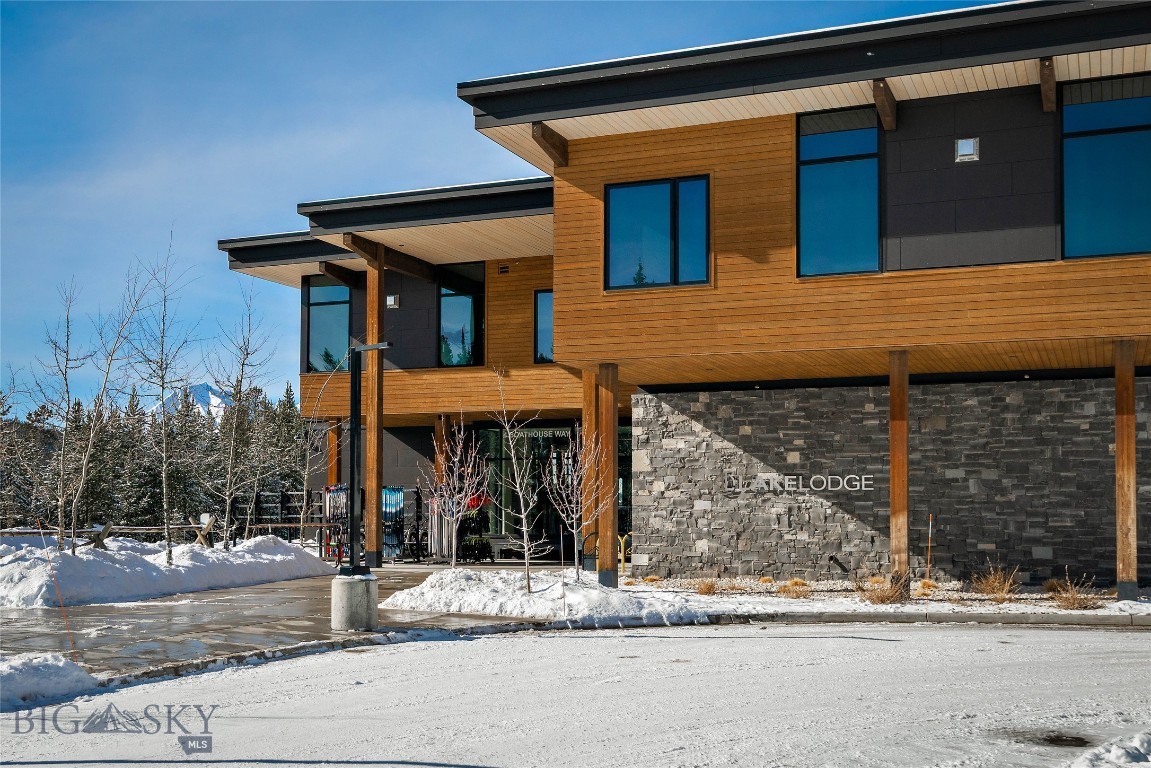 LakeLodge Residences - Residential