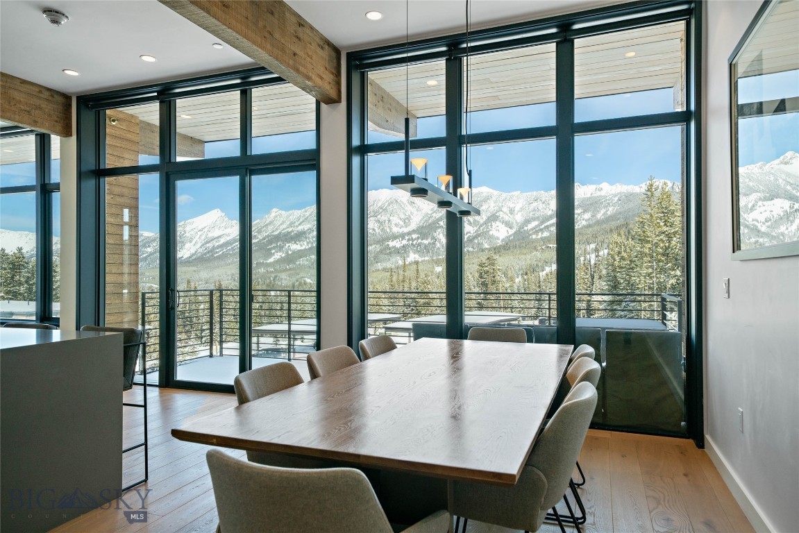 LakeLodge Residences - Residential