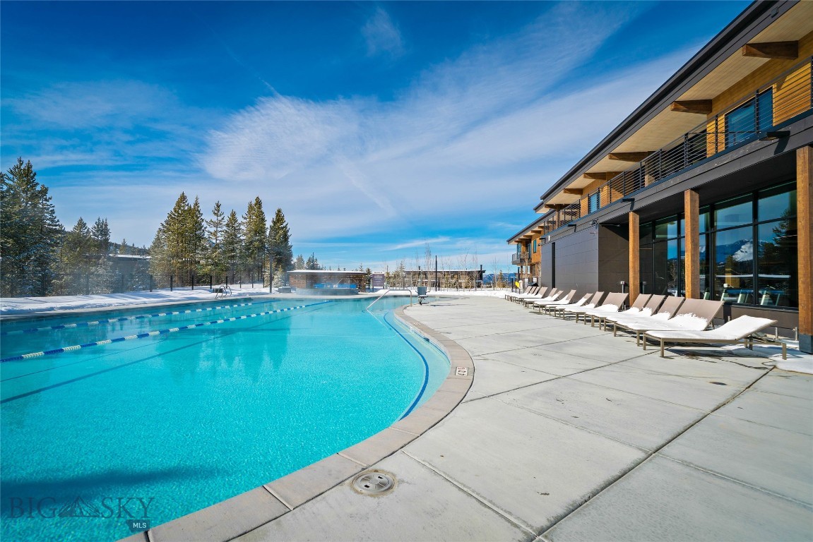 LakeLodge Residences - Residential
