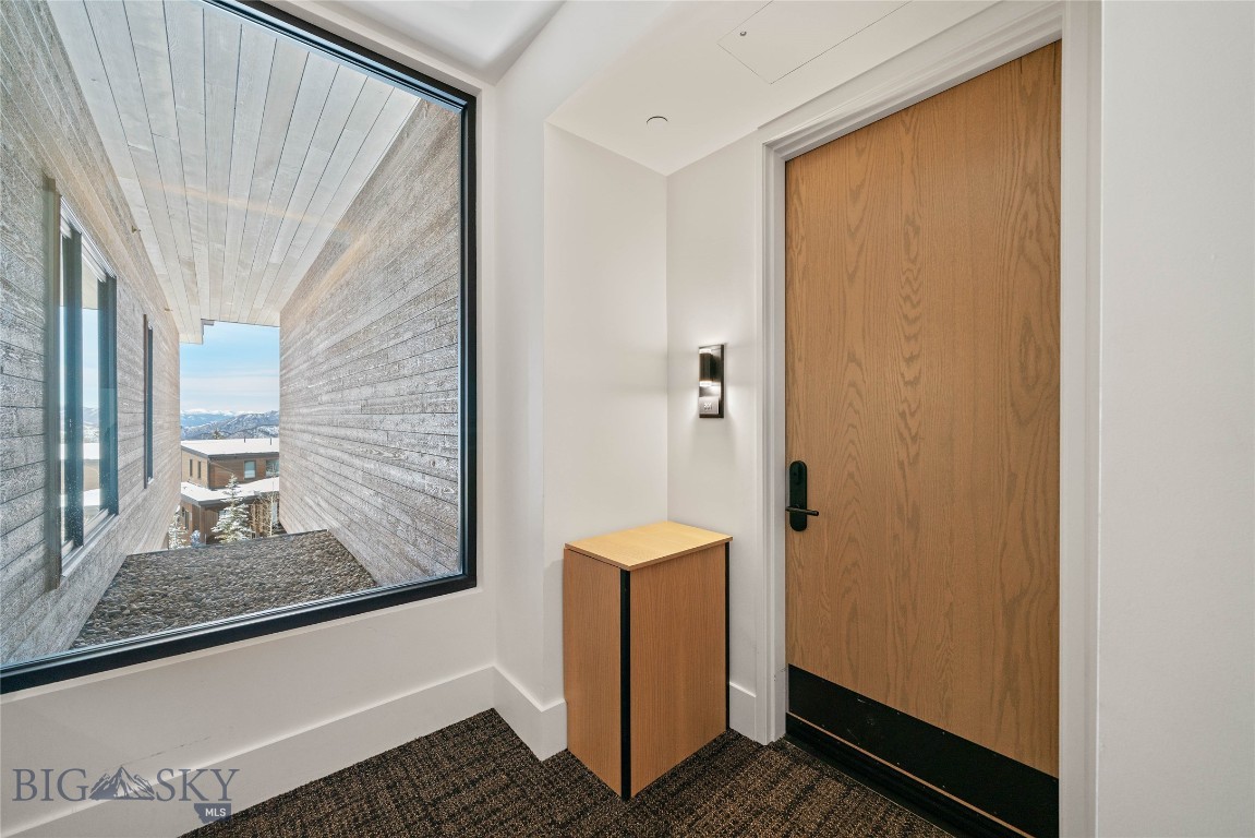 LakeLodge Residences - Residential