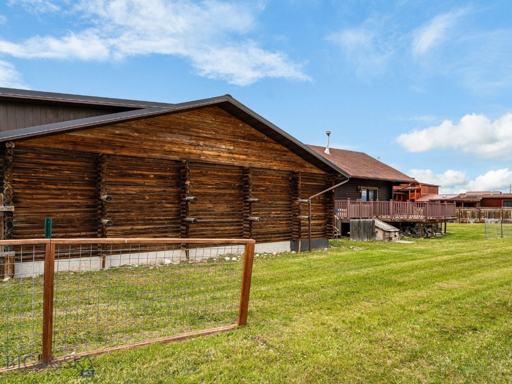 Peak View - Commercial Sale
