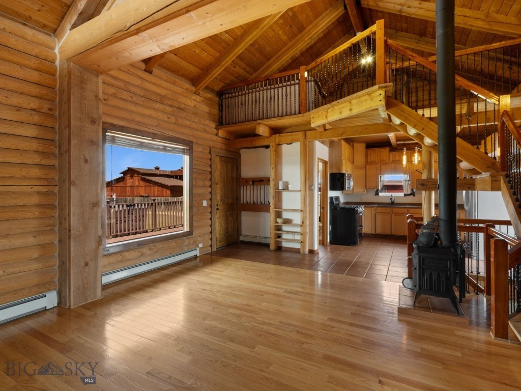 Peak View - Commercial Sale