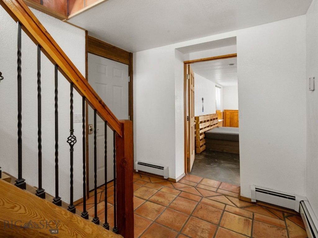 Peak View - Commercial Sale