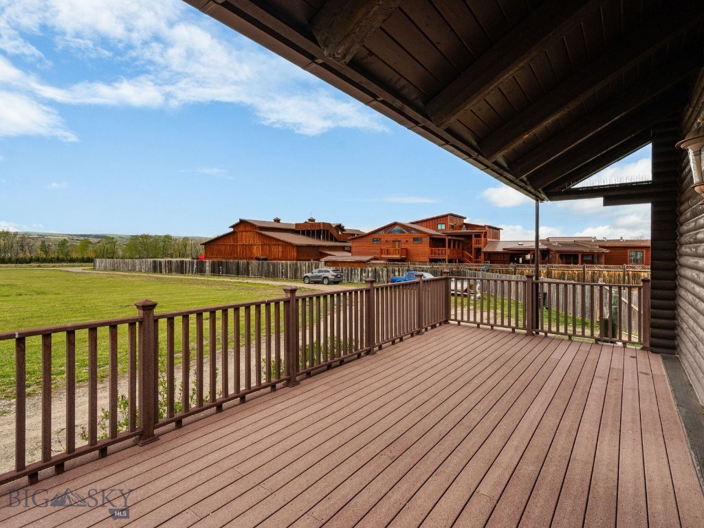 Peak View - Commercial Sale