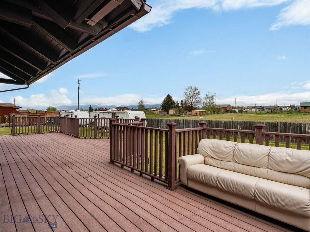 Peak View - Commercial Sale