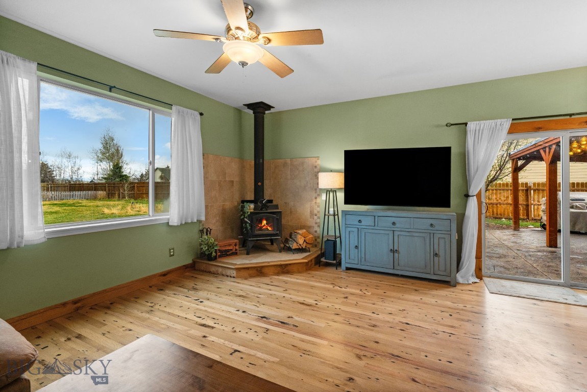 Four Dot Meadows - Residential