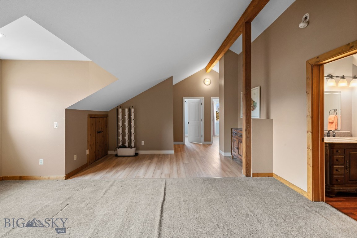 Four Dot Meadows - Residential