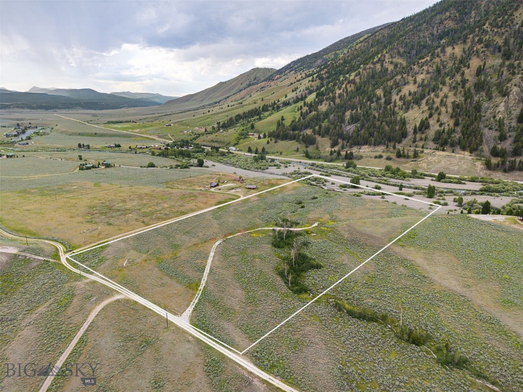Sportsmans Paradise - Land