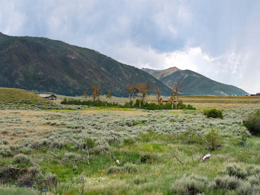 Sportsmans Paradise - Land