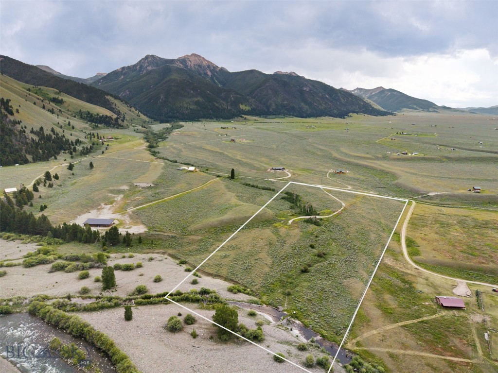 Sportsmans Paradise - Land