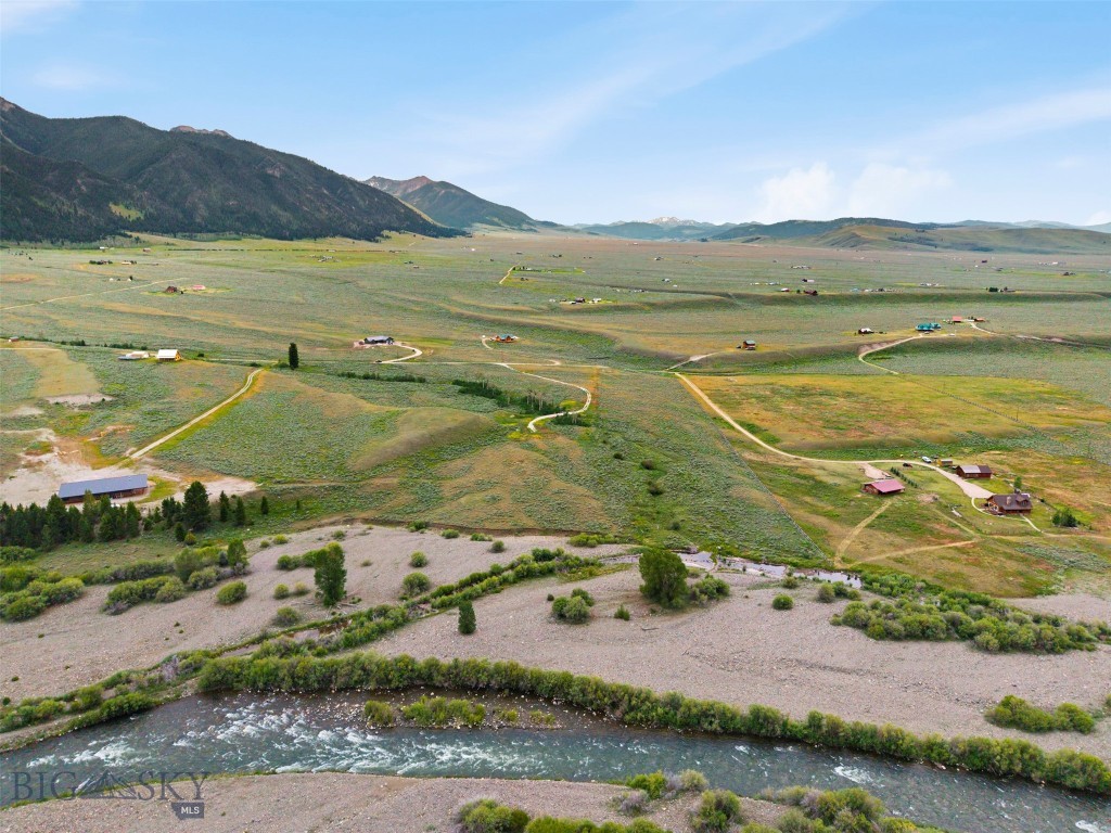 Sportsmans Paradise - Land