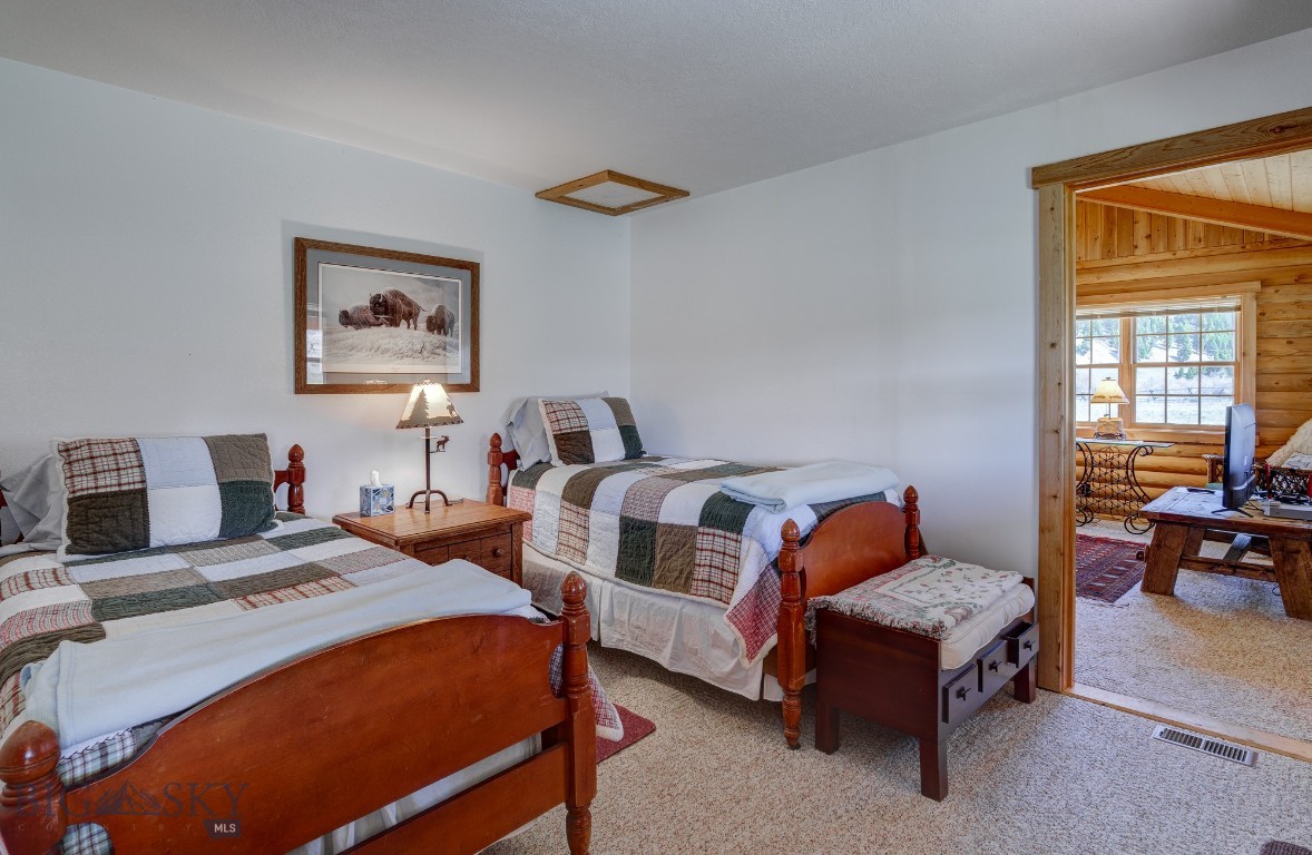 Sportsmans Paradise - Residential