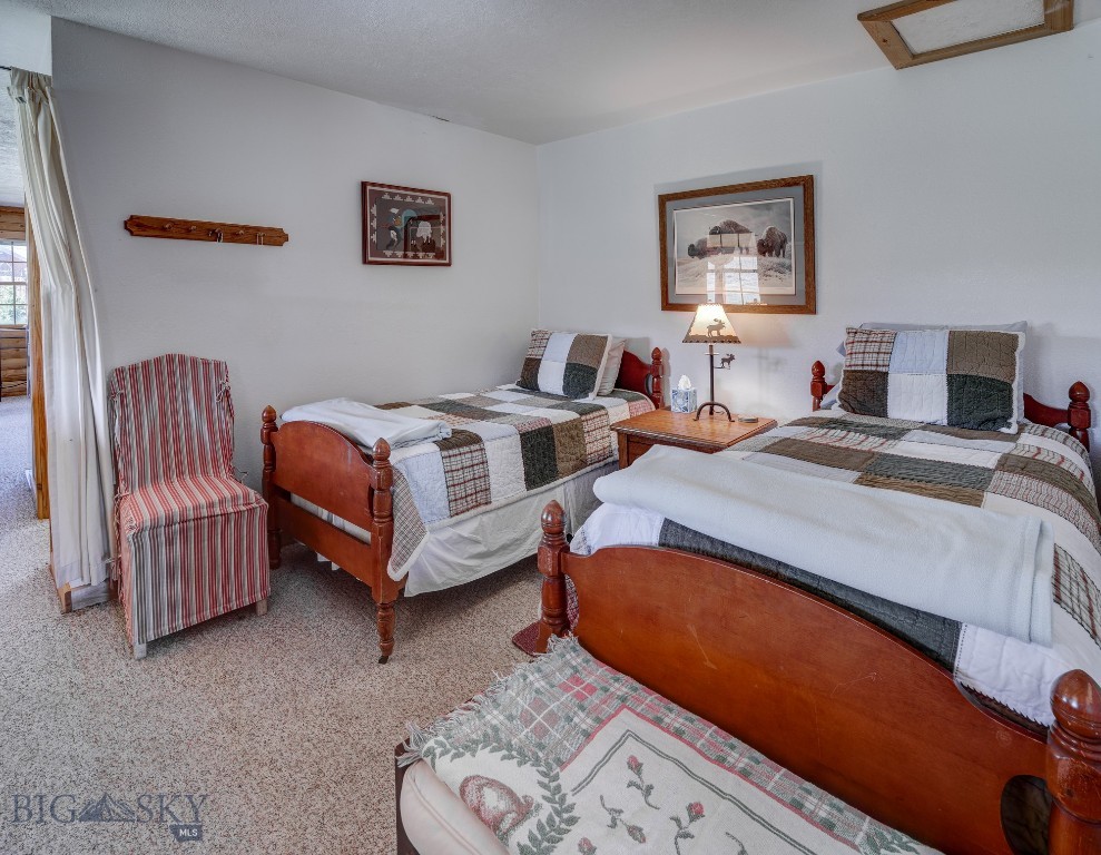 Sportsmans Paradise - Residential