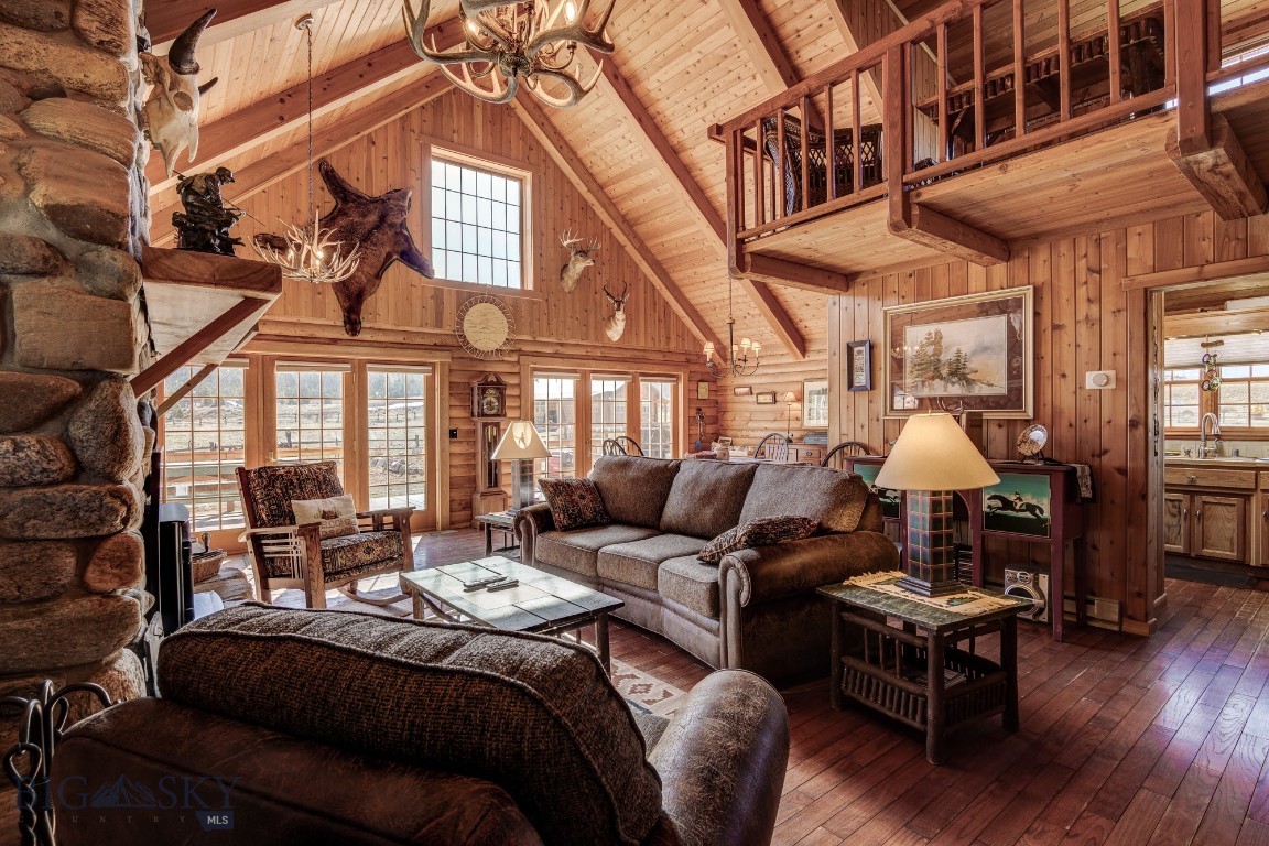 Sportsmans Paradise - Residential