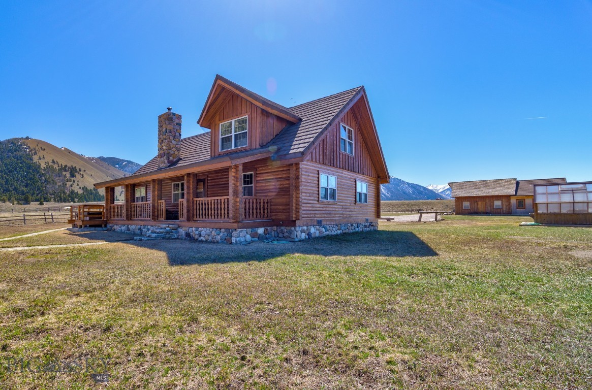 Sportsmans Paradise - Residential