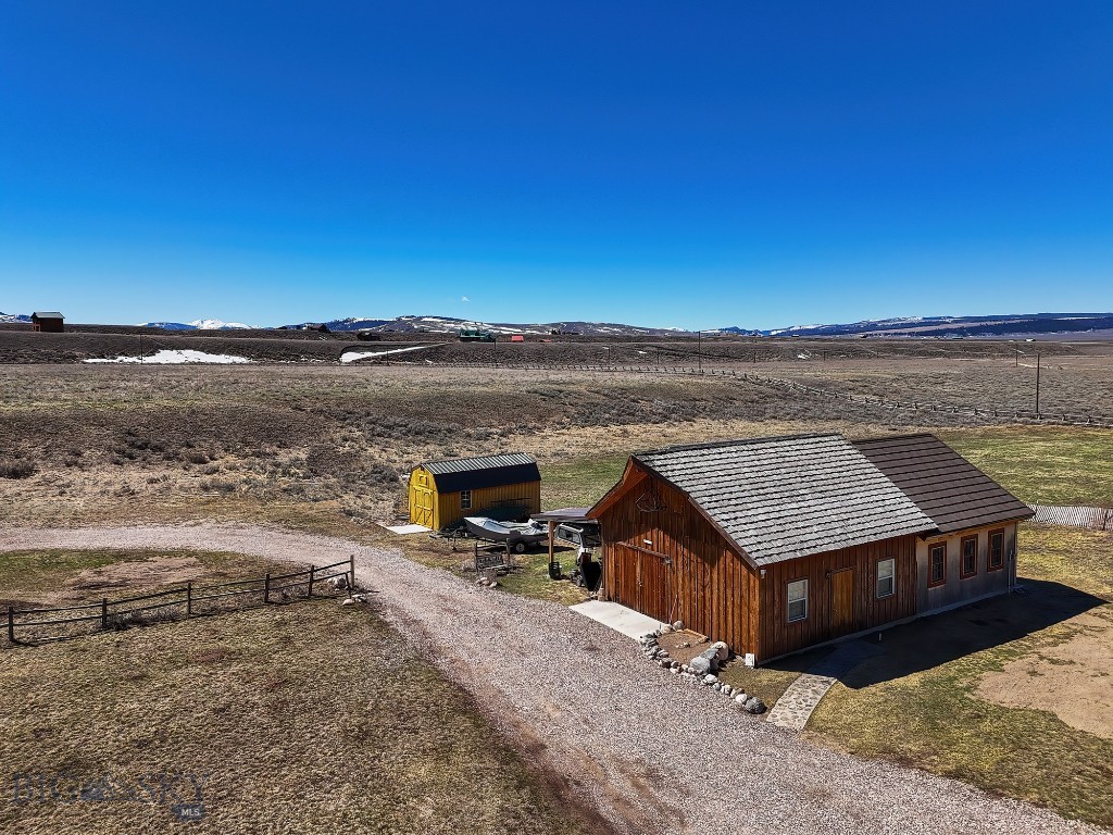 Sportsmans Paradise - Residential