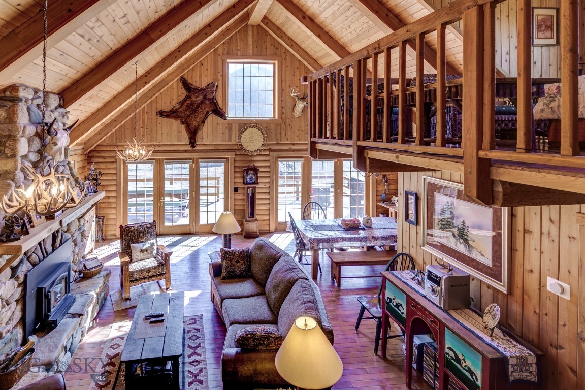 Sportsmans Paradise - Residential
