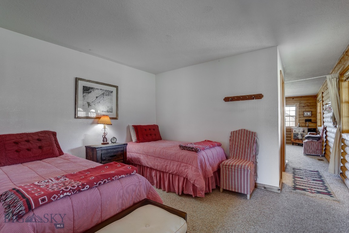 Sportsmans Paradise - Residential