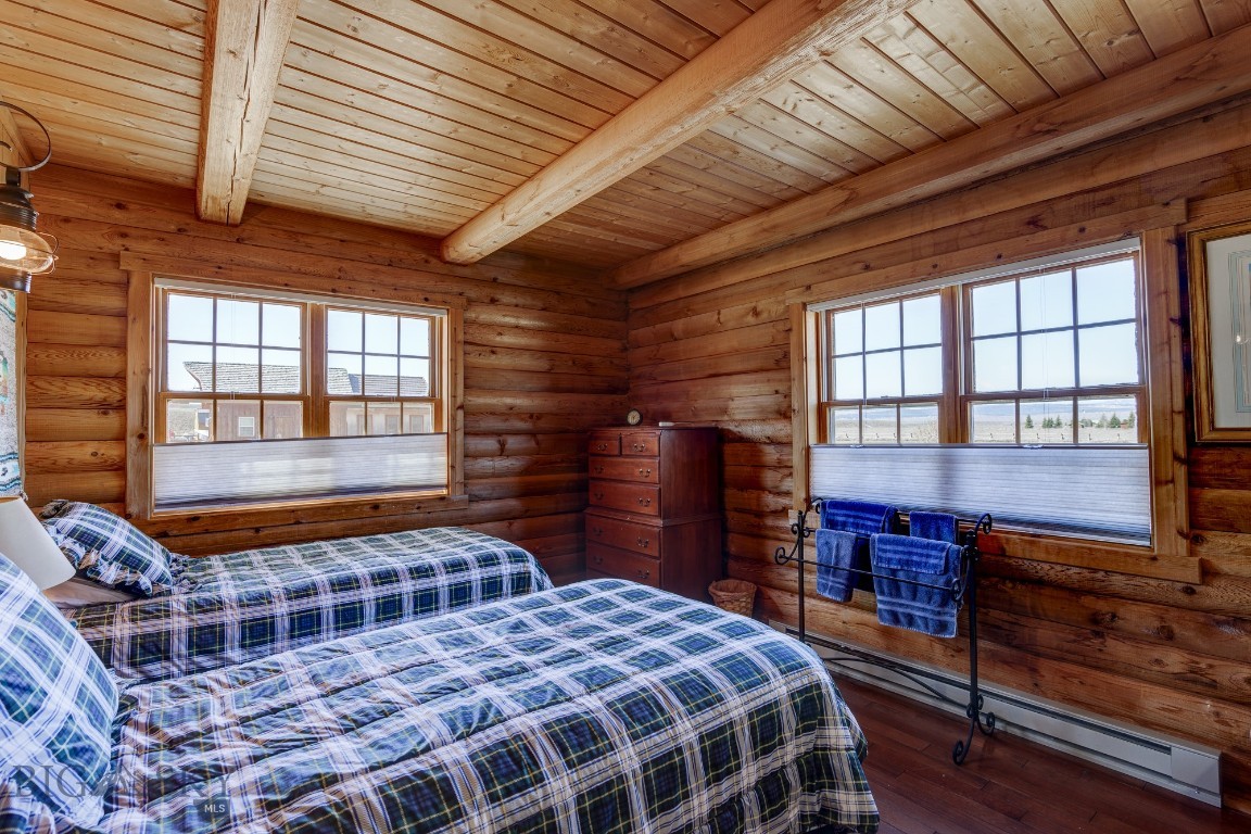 Sportsmans Paradise - Residential