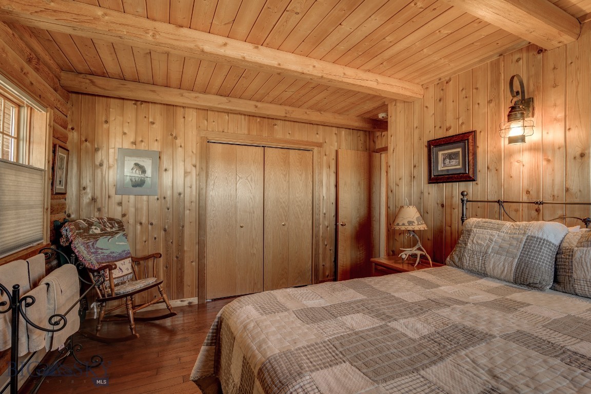 Sportsmans Paradise - Residential