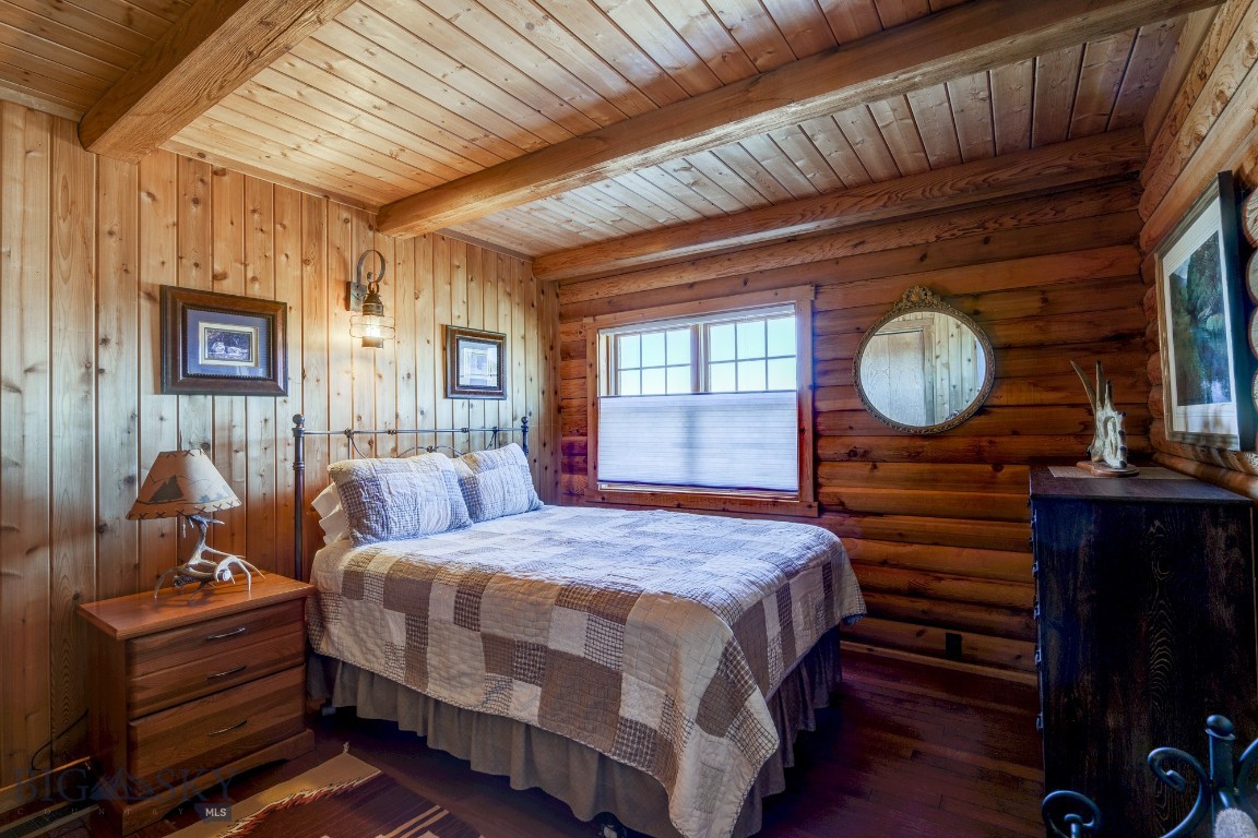 Sportsmans Paradise - Residential