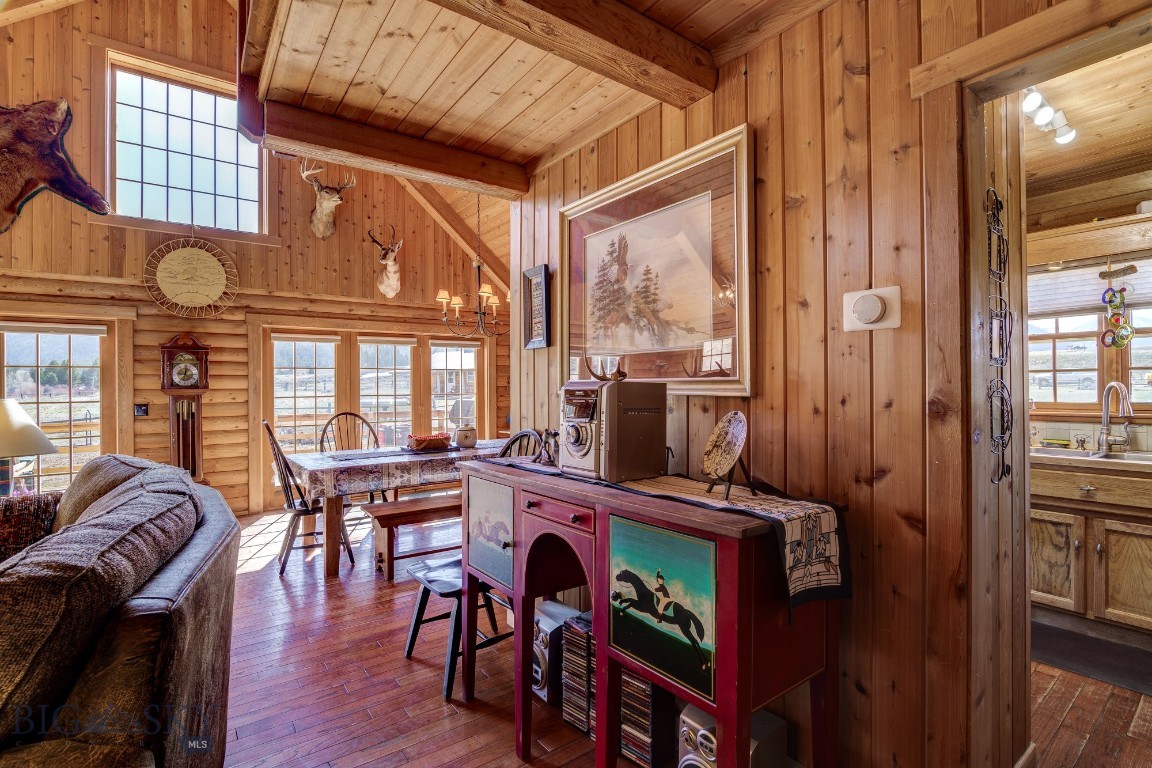 Sportsmans Paradise - Residential