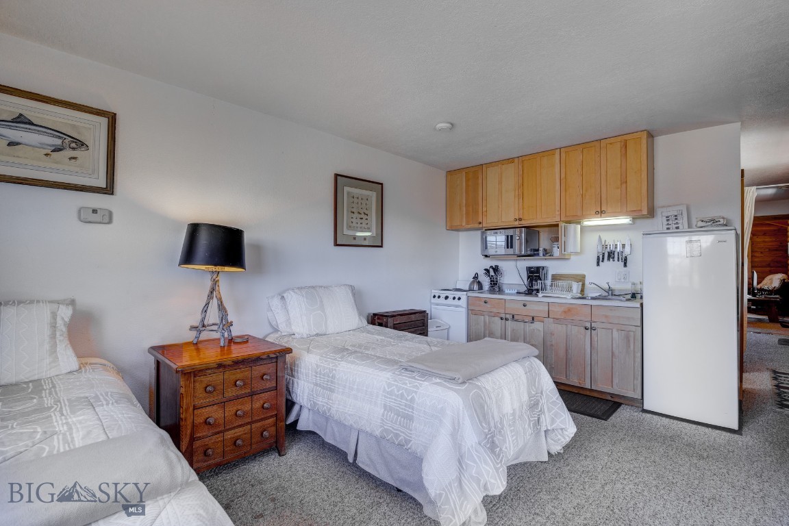 Sportsmans Paradise - Residential