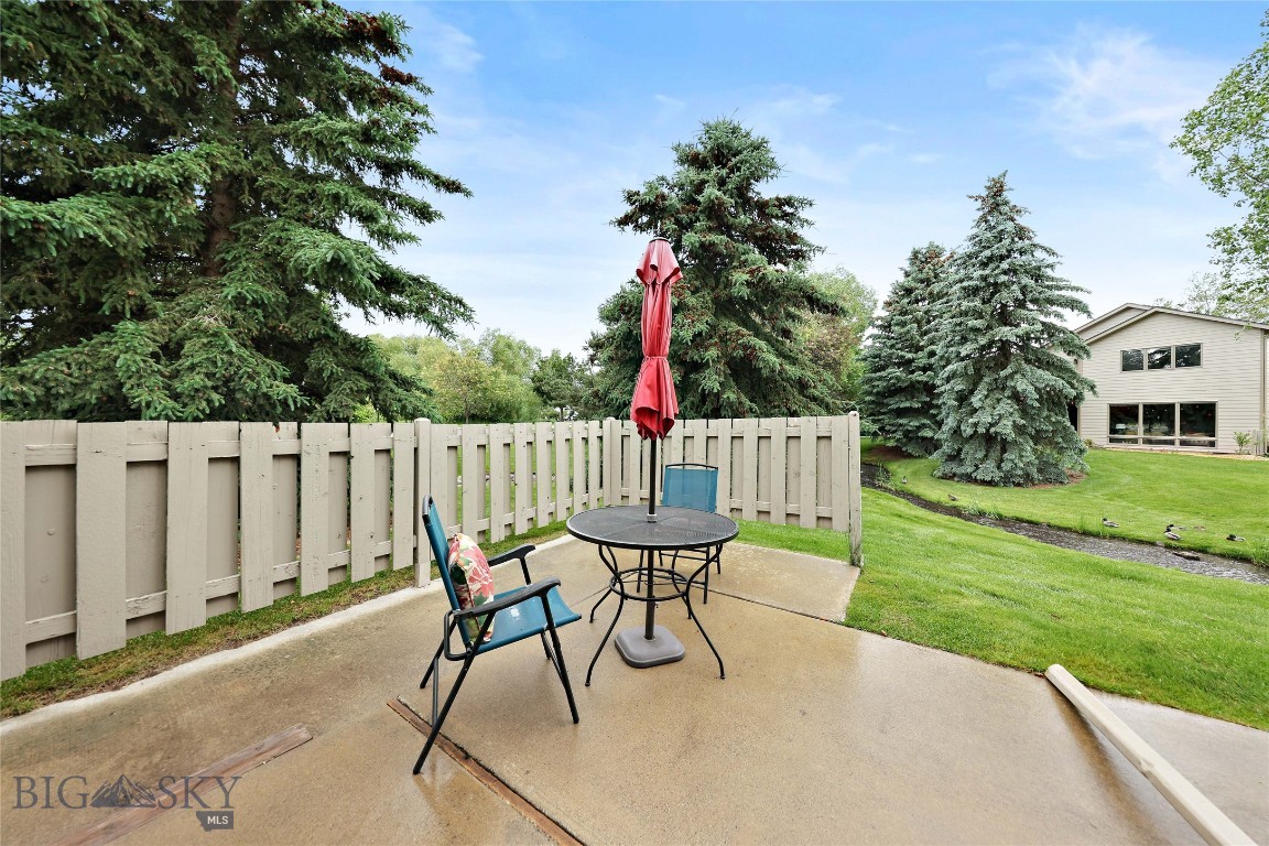 Willowbrook Condo - Residential