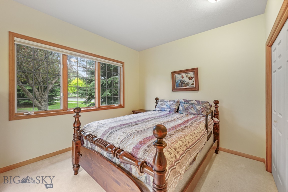 Willowbrook Condo - Residential